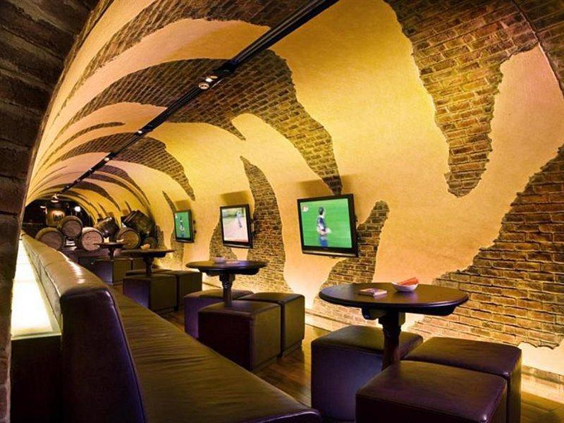 Готель Four Points By Sheraton Bur Дубай