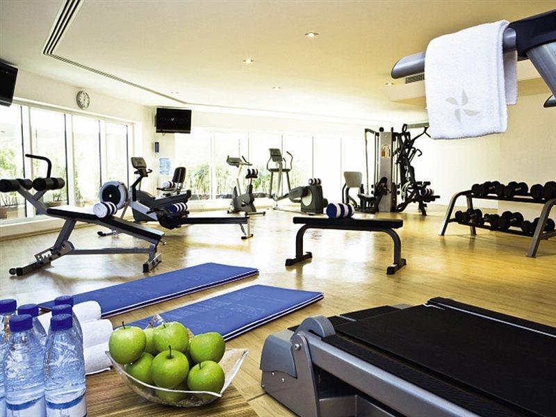 Готель Four Points By Sheraton Bur 4*